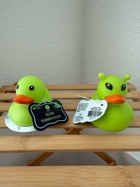 2026 Target Bullseye Green
UFO Glow in the Dark Rubber
Ducks